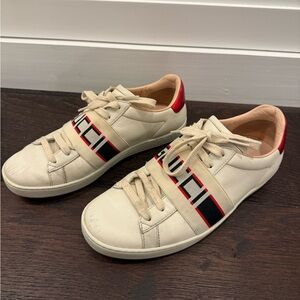Gucci Cream Leather Sneakers with Red & Navy Stripe